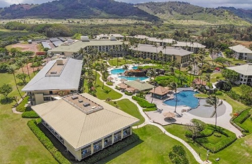 Hanamaulu Condo | Beachfront Resort, Oceanview Room, Restaurants on site, 4 Beautiful Pools