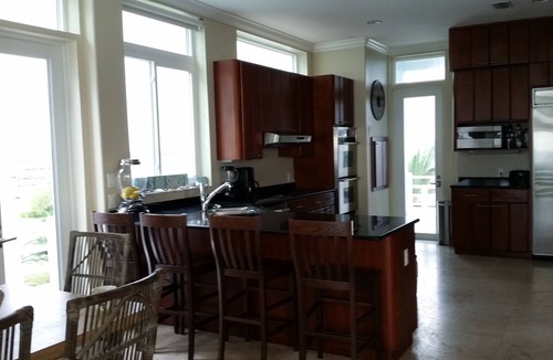 Vero Beach House | Beachfront/Riverfront – Best Sunsets/Sunrises - Heated Pool/Spa - Rooftop Deck