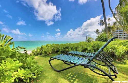 Punaluu Apartment | Beachfront Studio Retreat