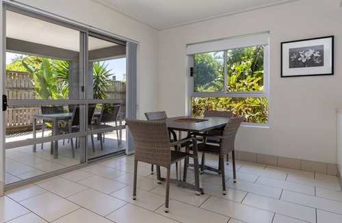 Diamond Beach Apartment | Beachside 7 Relax, Unwind and Recharge