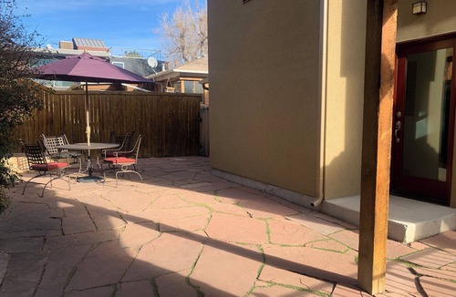 Newlands House | Beautiful 2-bedroom house with AC in quiet North Boulder