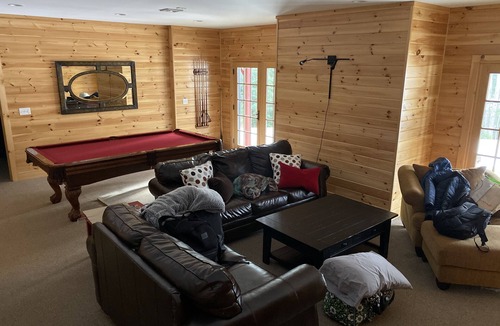 West Dover House | Beautiful Four Season Family Vacation Home