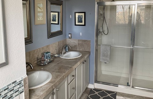Dakota Ridge - Northbriar House | Beautiful North Boulder Home w yard for July and/or August, 2023.