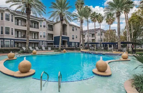 Webster Apartment | Beautiful spacious apartment !