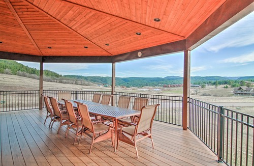 Sturgis House | 'Bella Greens' Spacious Sturgis Rally Home w/Deck