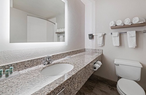 Eau Claire Hotel | Best Western Eau Claire South