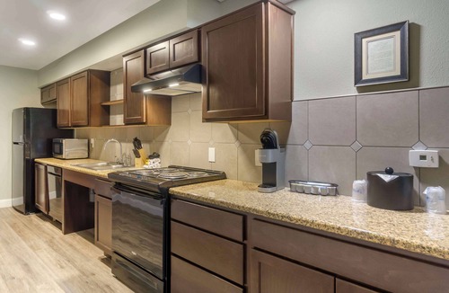 Buena Hotel | Best Western Plus Ahtanum Inn