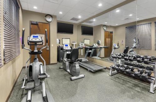 Williston Hotel | Best Western Plus Williston Hotel & Suites