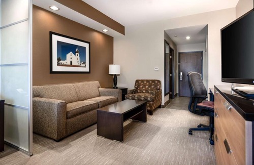 Bryan Hotel | Best Western Premier Bryan College Station