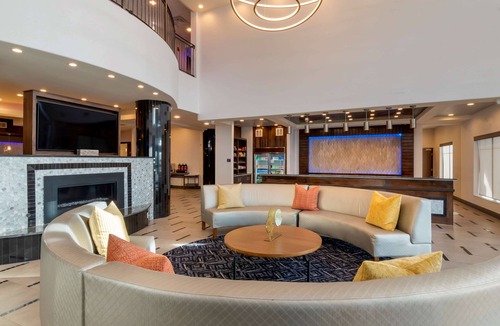 Liberty Hotel | Best Western Premier Liberty Inn & Suites