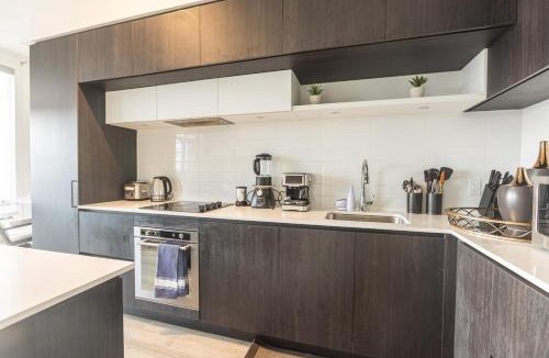 Richmond Hill Apartment | Bisco Hill