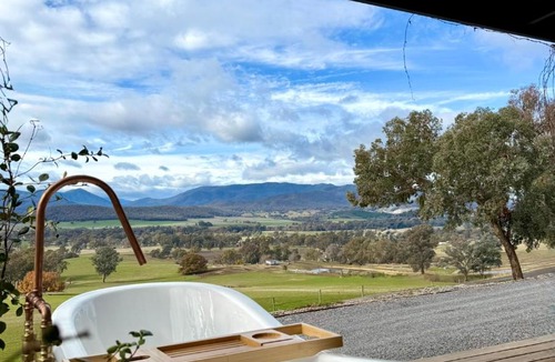 Whitfield Bed & Breakfast | Bluestone Ridge