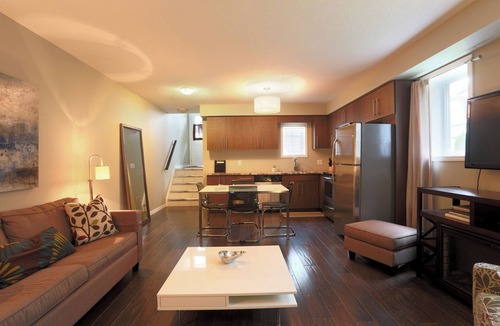 Highland West House | Boardwalk Homes - Vacation Homes & Executive Suites