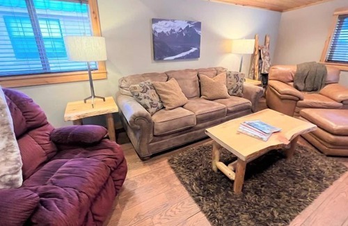 The Highlands House | Breckenridge Chalet Escape