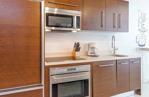 Downtown Miami Apartment | Brickell Studio w/Playful Art | Walk Everywhere