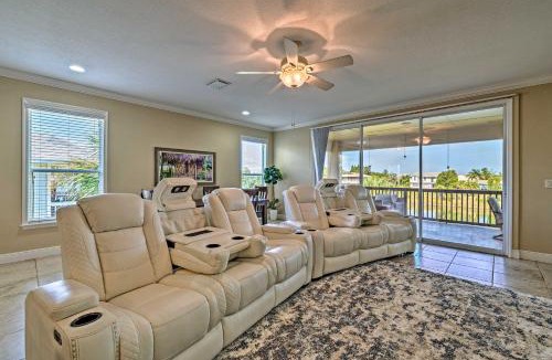 Spring Hill House | Bright Bayfront Home < 2 Mi to Hernando Beach!