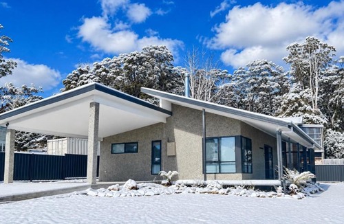 Bronte Park House | Bronte Snug