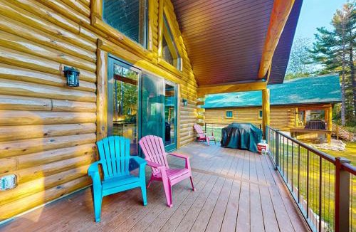 Tomahawk House | Brown Bear Cabin