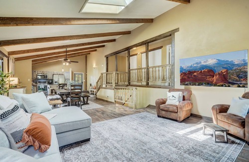 Monument House | Buckskin Hideaway