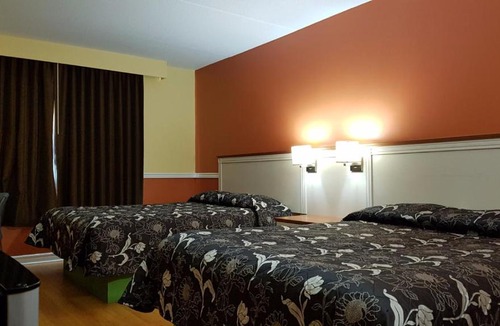 Gibson Bed & Breakfast | Budget inn 2000