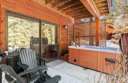 Fall River Estates Apartment | Bugle Pointe A05 by Estes Park Condos