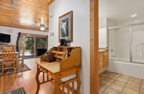 Fall River Estates Apartment | Bugle Pointe B14 by Estes Park Condos