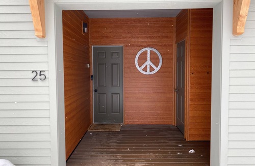 East Burke Condo | Burke Condo