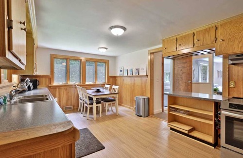 East Haven  Rutland County Cottage | Cabin ∙ 2 bedrooms ∙ 6 guests