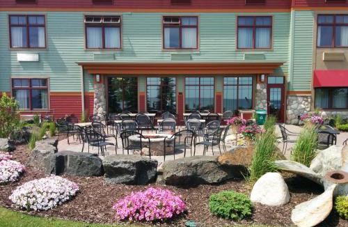 Downtown - Waterfront Hotel | Canal Park Lodge