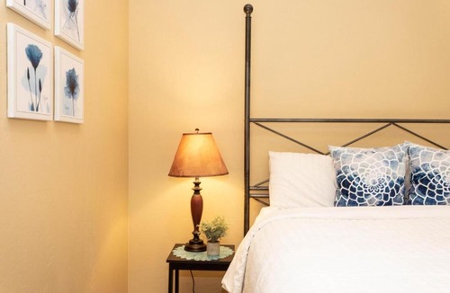 Fallbrook House | Catch Me a Cab-Active Winery House