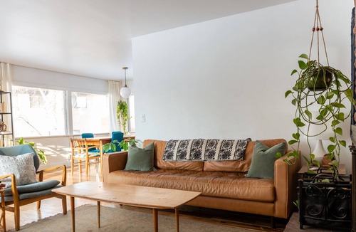 Baseline Sub House | Centrally located Sunny Modern Ranch