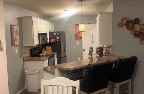 Holts Summit Condo | Charming 1-bedroom condo in Holts Summit, fast WiFi, dog friendly.