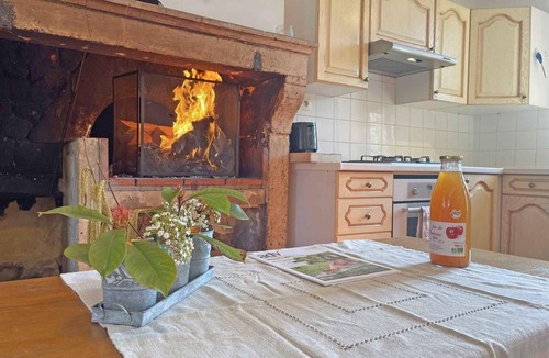 Pervencheres Cottage | Charming 18th-century cottage with garden, pets allowed