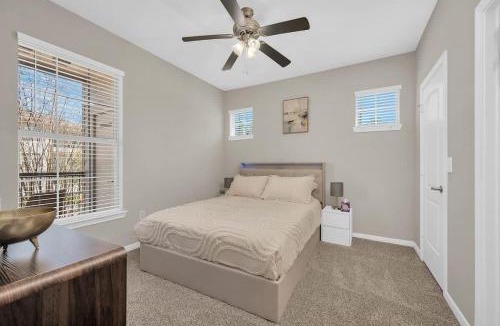 Egypt Apartment | Charming 1BR Easy Access to The Woodlands