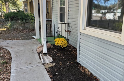 St. Joseph House | Charming 2-bedroom house in Saint Joseph centrally located