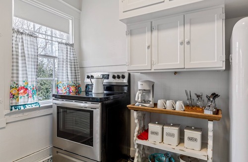 Augusta Cottage | Charming Blake Cottage | Augusta Wine Country