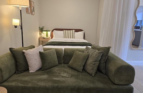 Bronte Apartment | Charming Bronte Studio