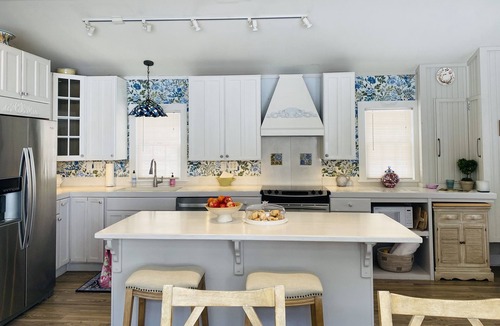 Danby Cottage | Charming Cozy Cottage with Stunning Views - Minutes from Manchester and Dorset