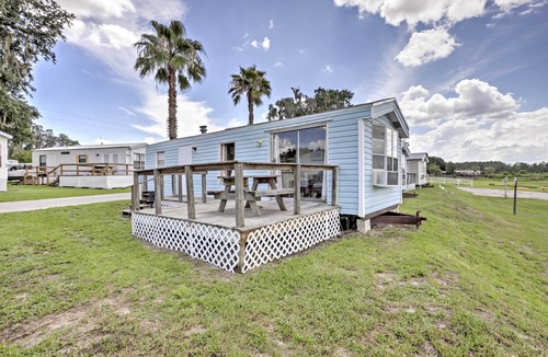 Silver Springs Cottage | Charming Lakefront Cabin in Ocala National Forest!