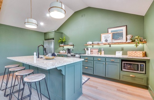 Eagle Rock House | Charming Lakeside 2-bedroom house in beautiful Eagle Rock