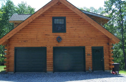 Woodstock Apartment | Charming Log Cabin Apartment in Woodstock Village