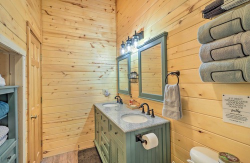 Boswell Cabin | Charming Mountain View Cabin ~ 8 Mi to Dtwn!