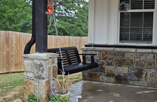 Granbury House | Charming, newer, 3 bedroom home with gated boat and watercraft parking in back.