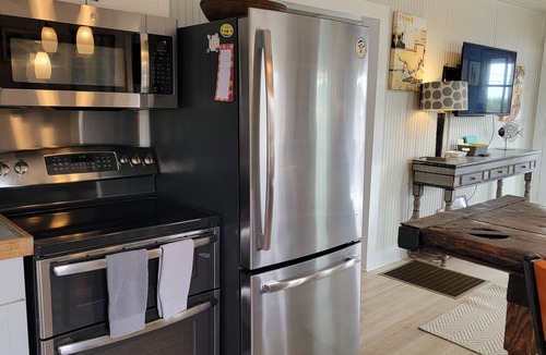 Folly Beach House | Charming Oceanview Bungalow - Prime Location - Steps to Beach