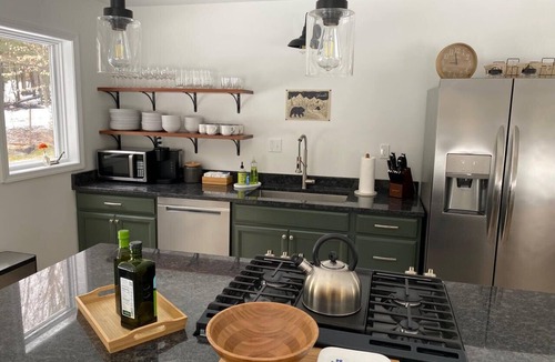 Stowe Hollow House | Charming & Renovated Stowe 4 BR Getaway