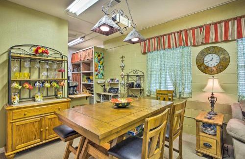 Rowlett House | Charming Rowlett Guest Cottage Walk Downtown
