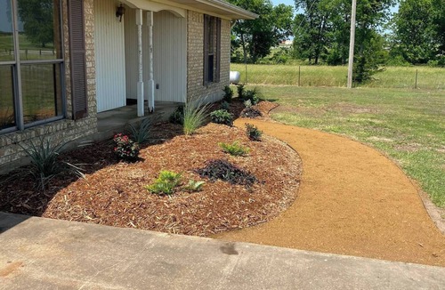 Paris House | Charming Rustic 3 BR fully furnished home