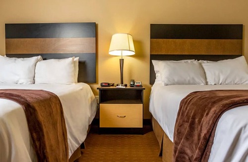 Dickinson Hotel | Charming Unit w/2 Full Beds, Stovetop & Fridge Near Dickinson Museum Center