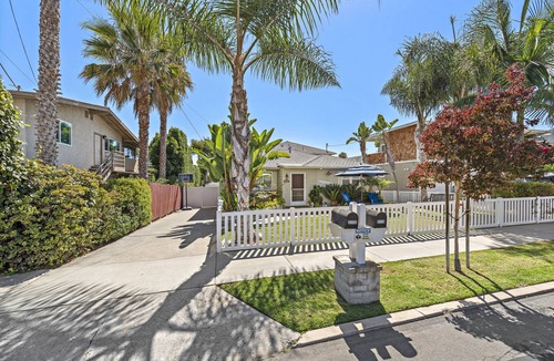 Capistrano Beach Cottage | Cheerful Bedroom Beach Cottage STR15-0264