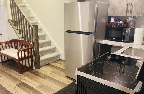 Hamilton House | Clean Apartment✔Modern✔Prime Location✔Quiet Area